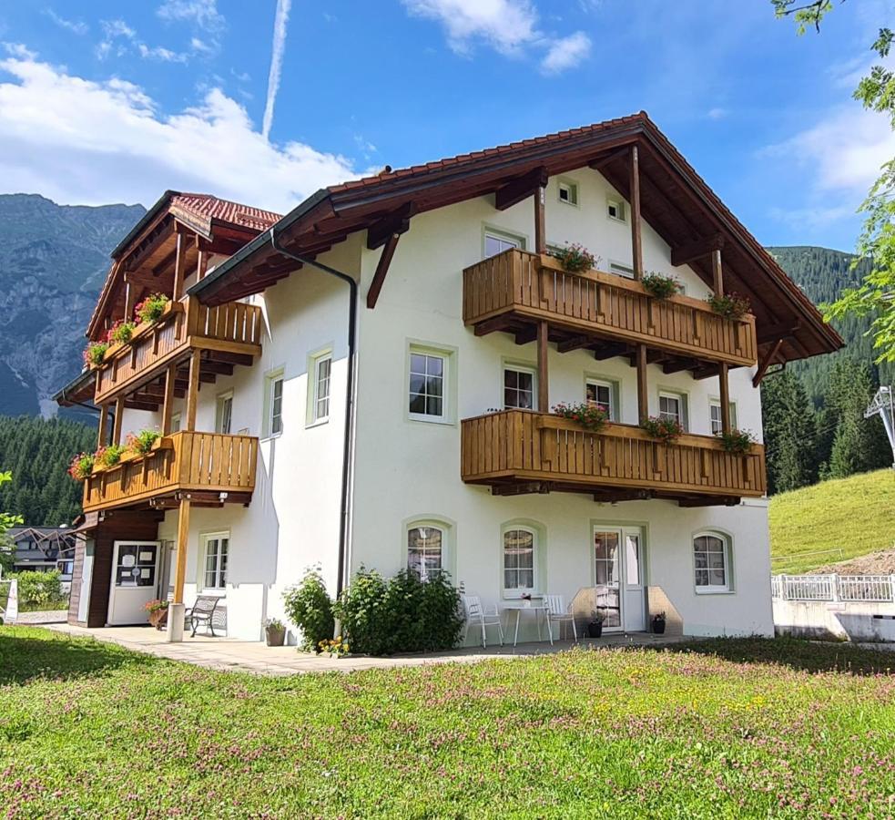 Appartement Egghof Berwang Bagian luar foto